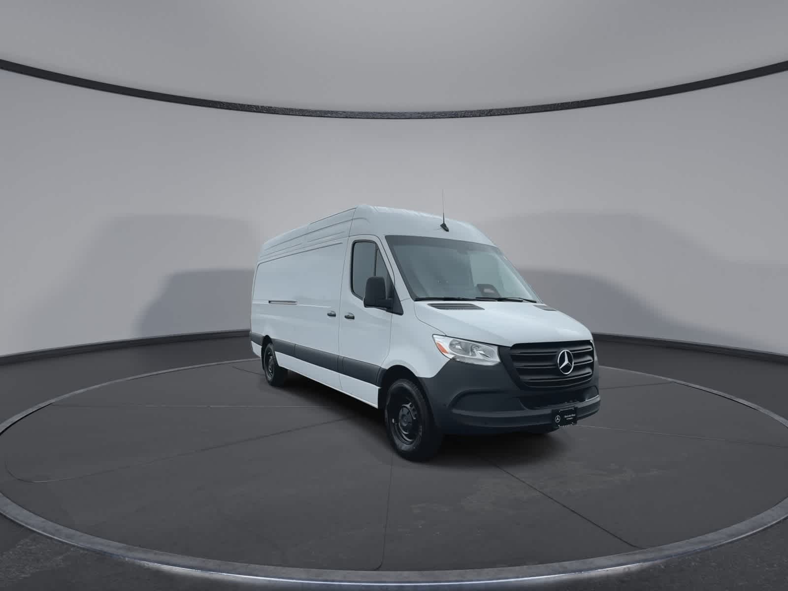 Thumbnail: 2025 Mercedes-Benz Sprinter - 6
