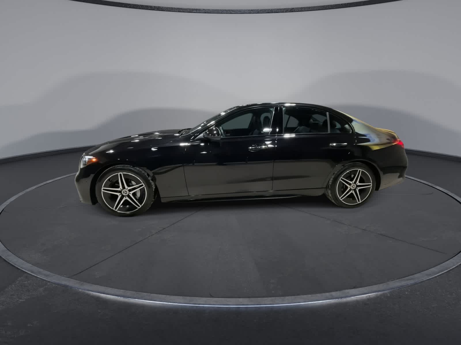 Thumbnail: 2024 Mercedes-Benz C-Class - 7