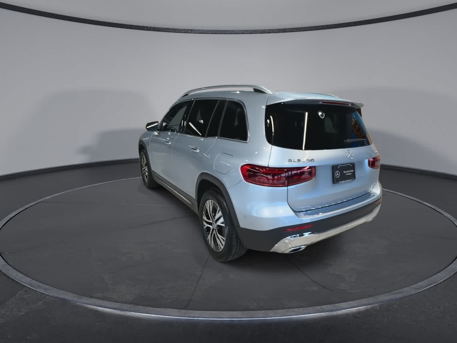 Thumbnail: 2026 Mercedes-Benz GLB - 9
