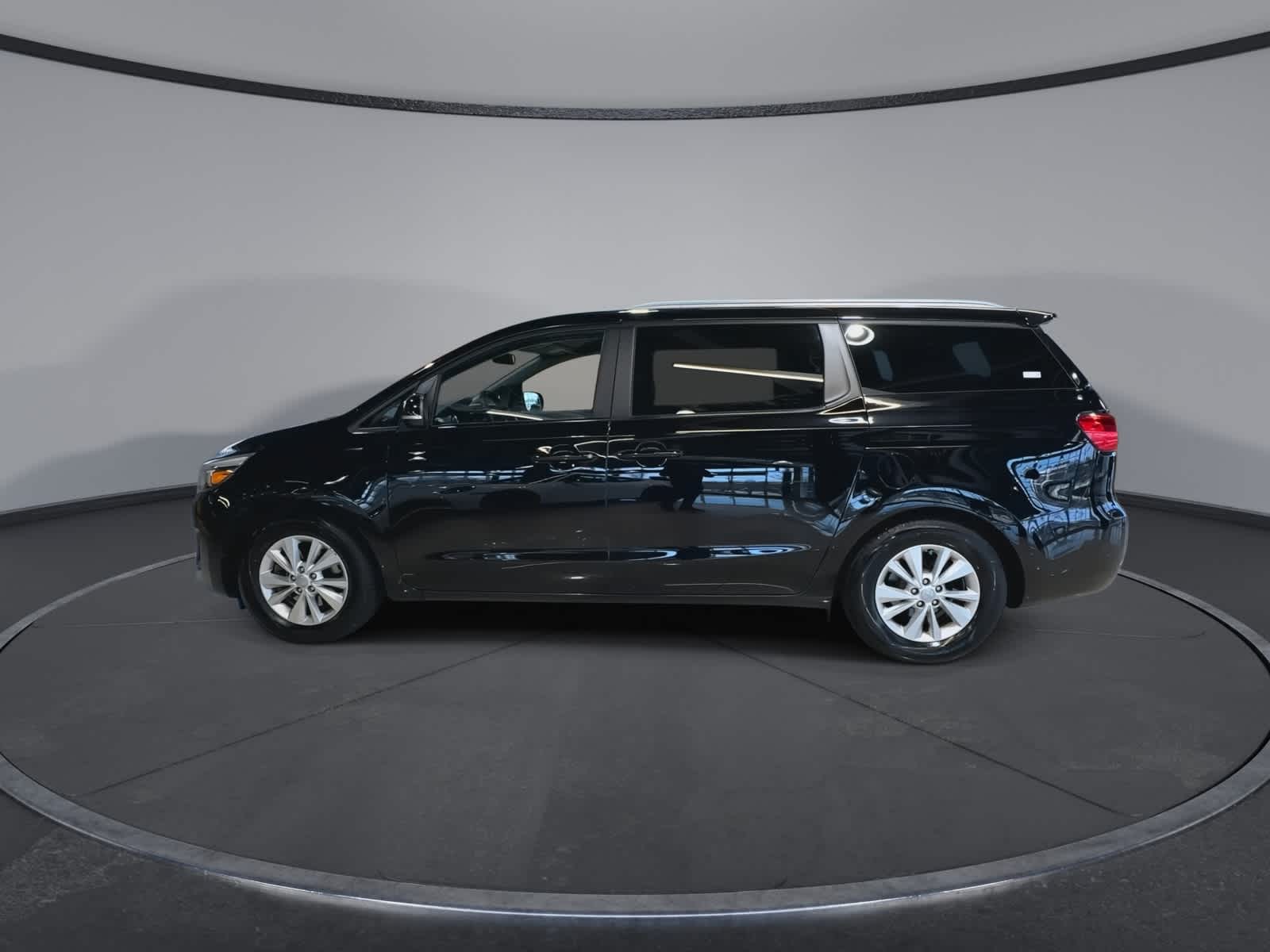 Thumbnail: 2015 Kia Sedona - 7