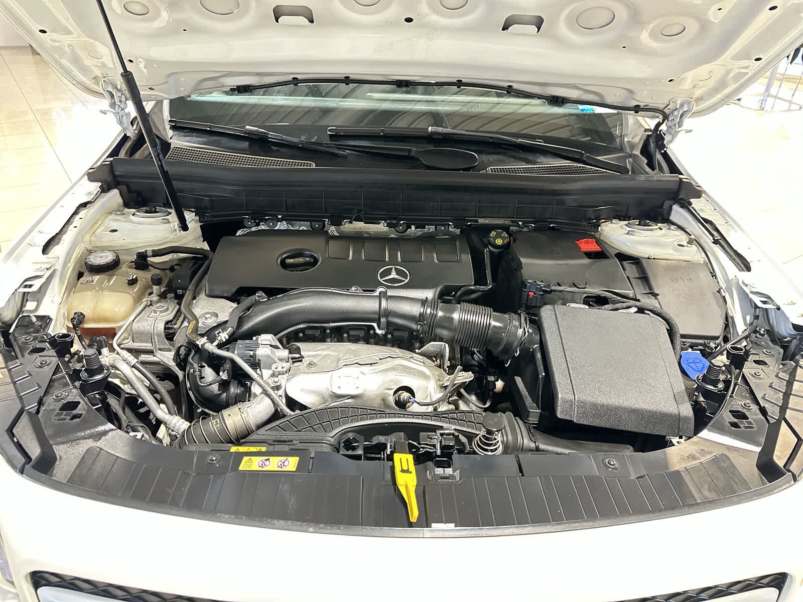 Thumbnail: 2020 Mercedes-Benz GLB - 21