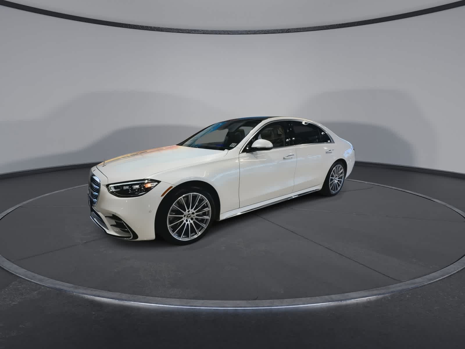 Thumbnail: 2023 Mercedes-Benz S-Class - 5