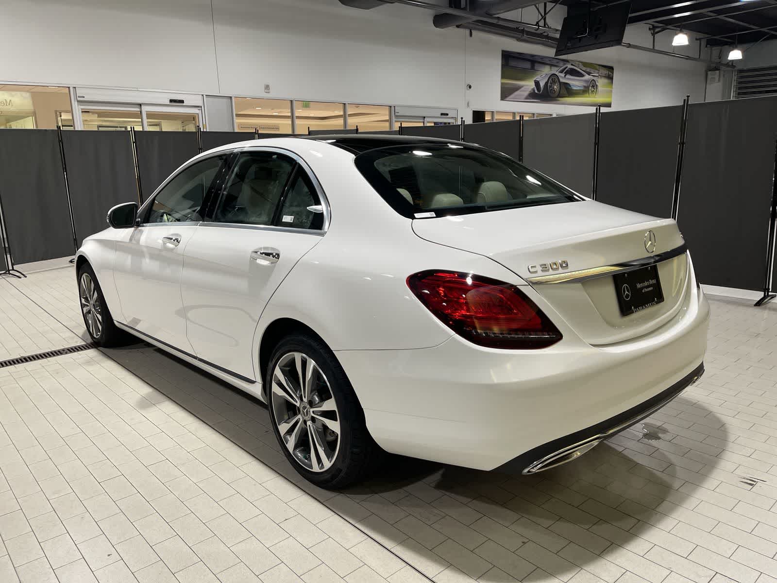 Thumbnail: 2021 Mercedes-Benz C-Class - 16