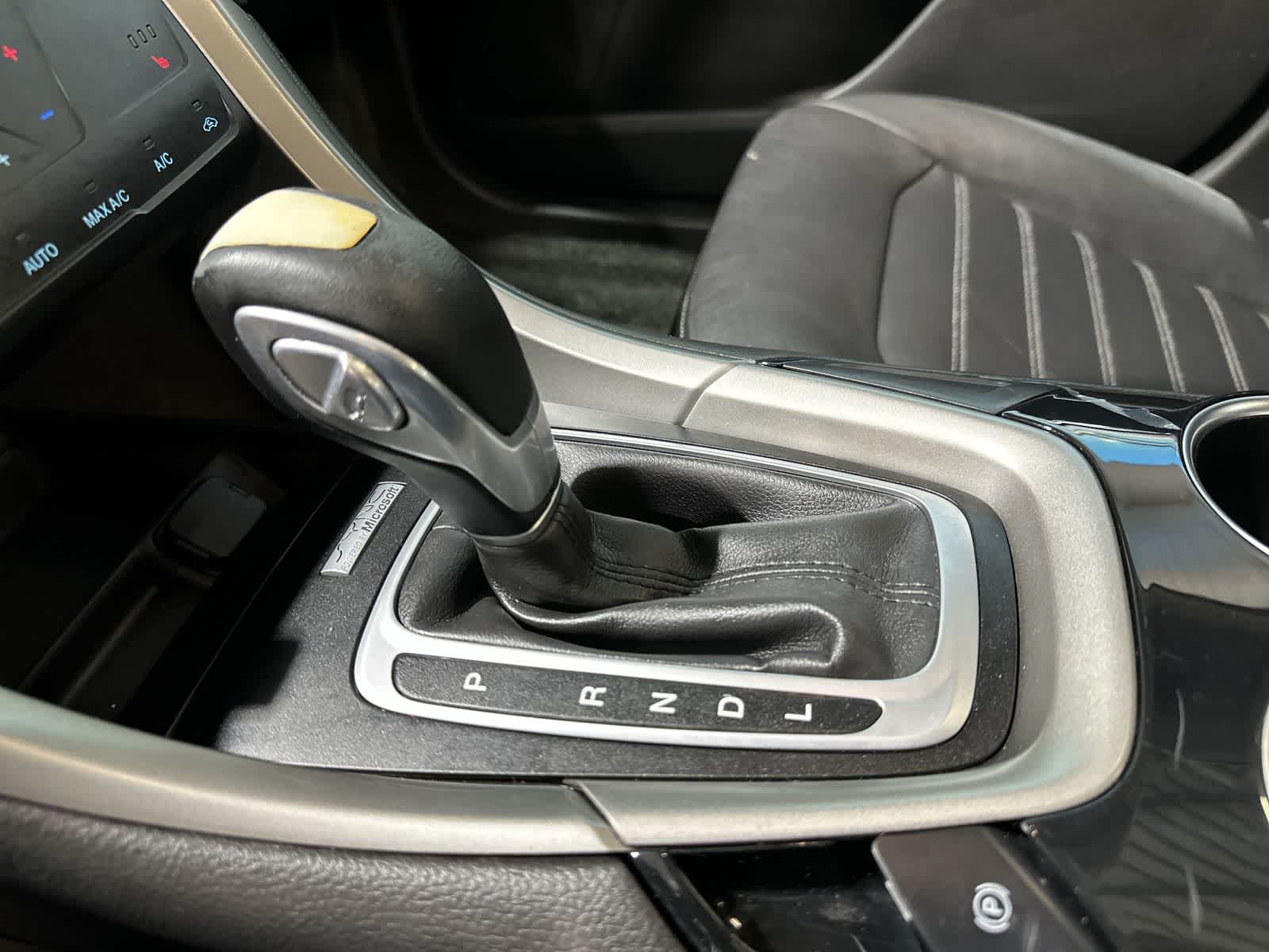 Thumbnail: 2013 Ford Fusion - 29