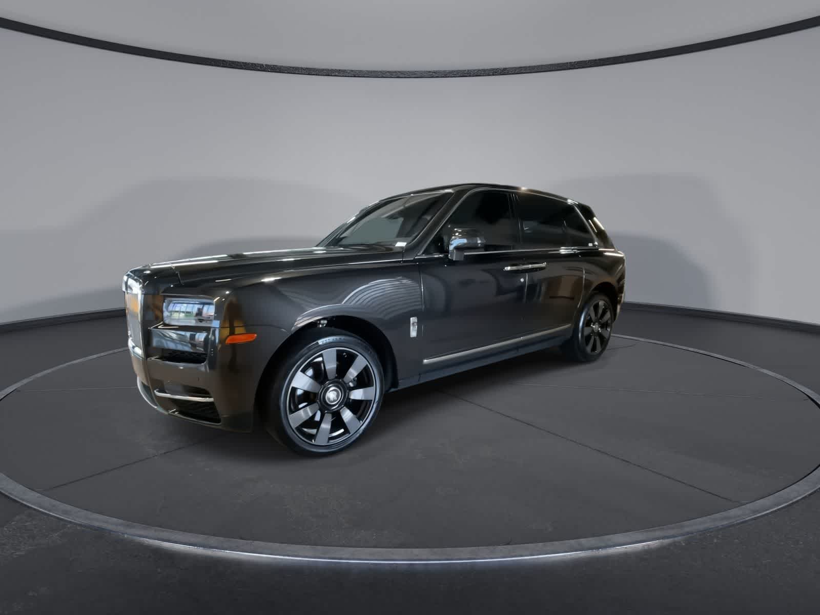 Thumbnail: 2019 Rolls-Royce Cullinan - 6