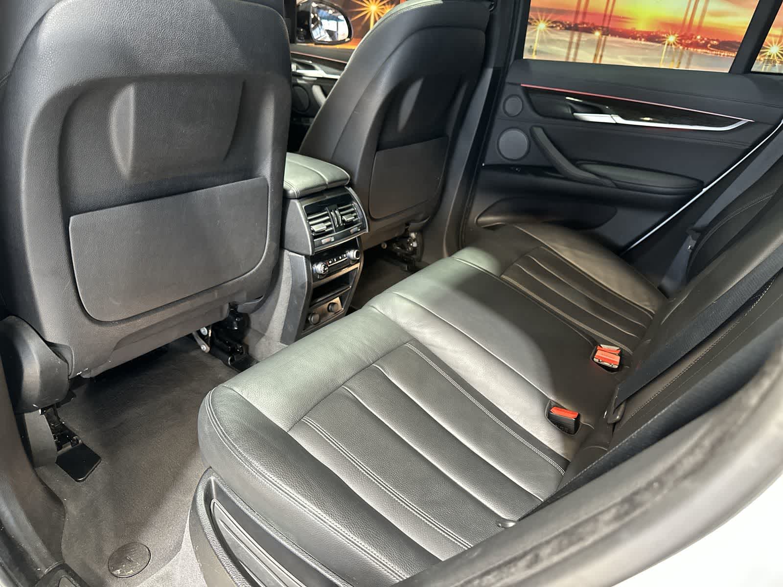 Thumbnail: 2019 BMW X6 - 24