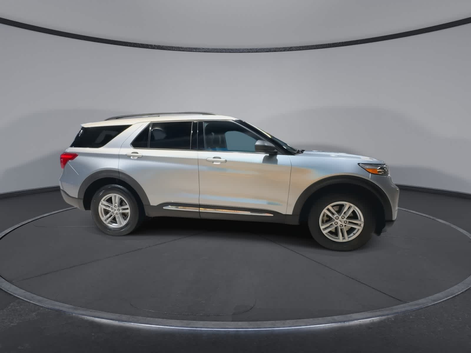 Thumbnail: 2020 Ford Explorer - 13