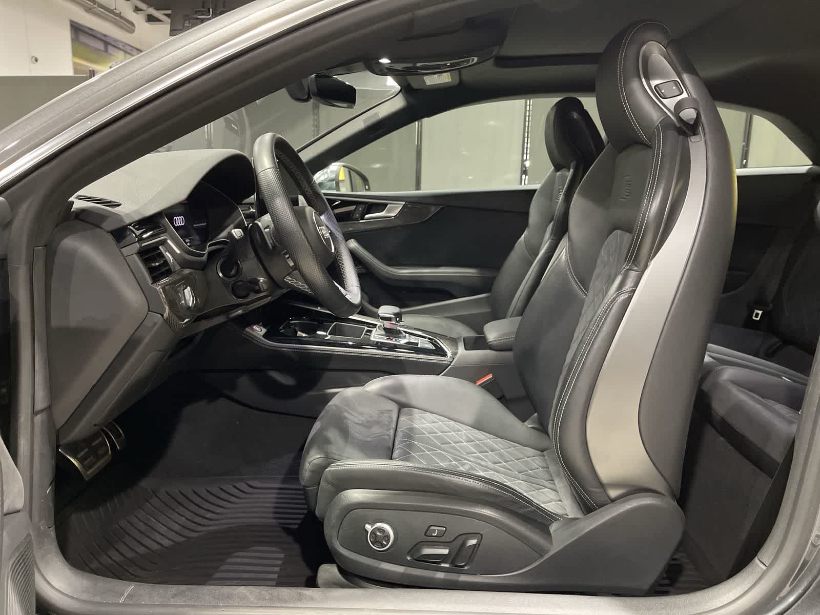 Thumbnail: 2022 Audi S5 - 14