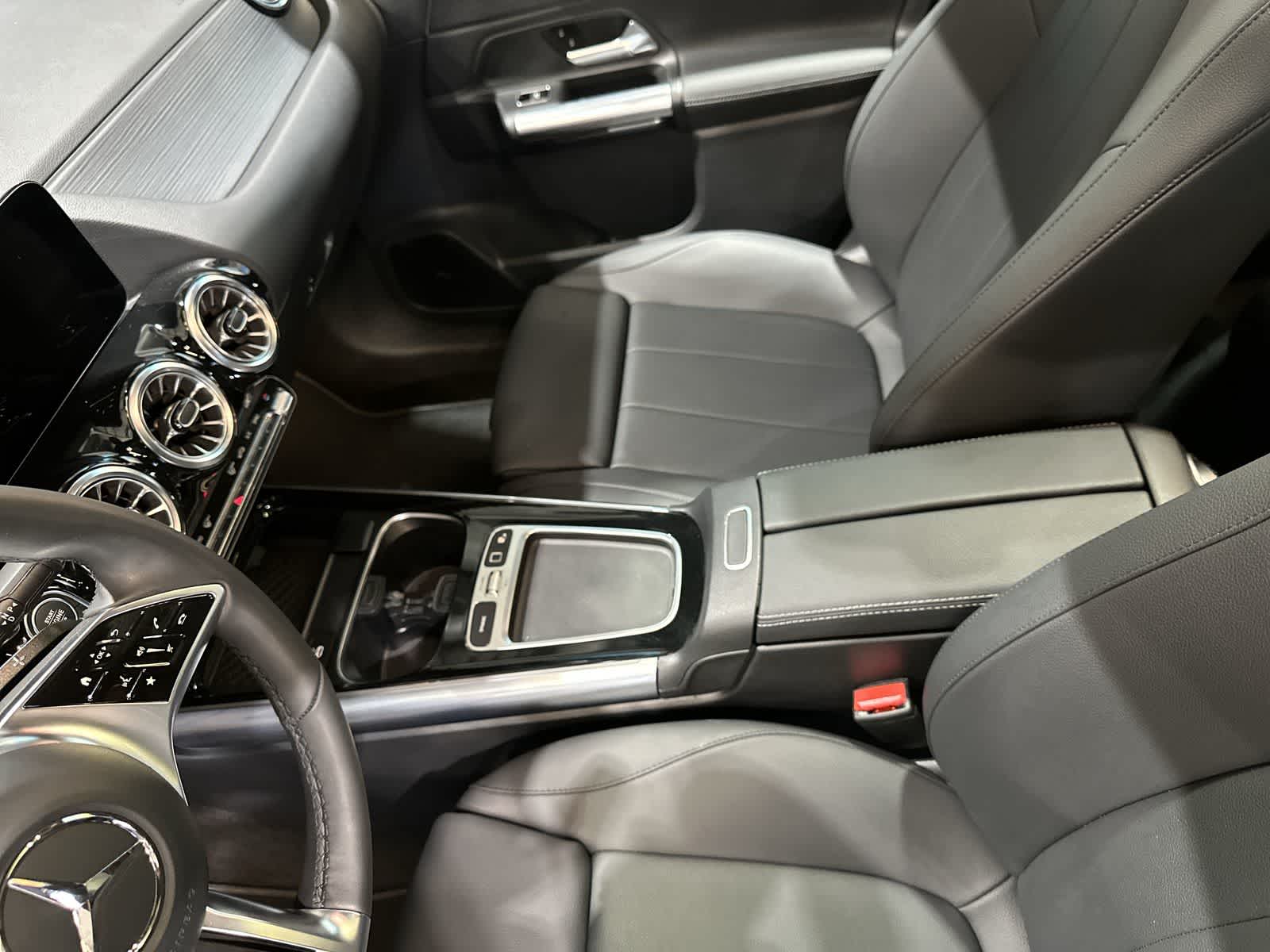 Thumbnail: 2026 Mercedes-Benz GLA - 28