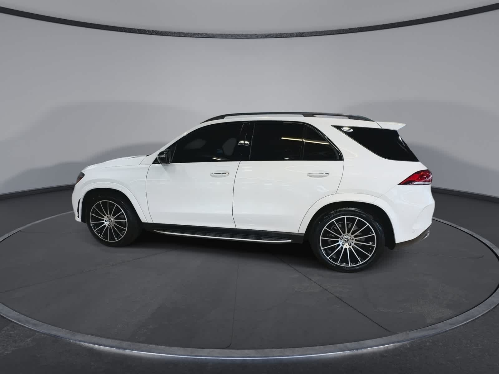 Thumbnail: 2023 Mercedes-Benz GLE - 7
