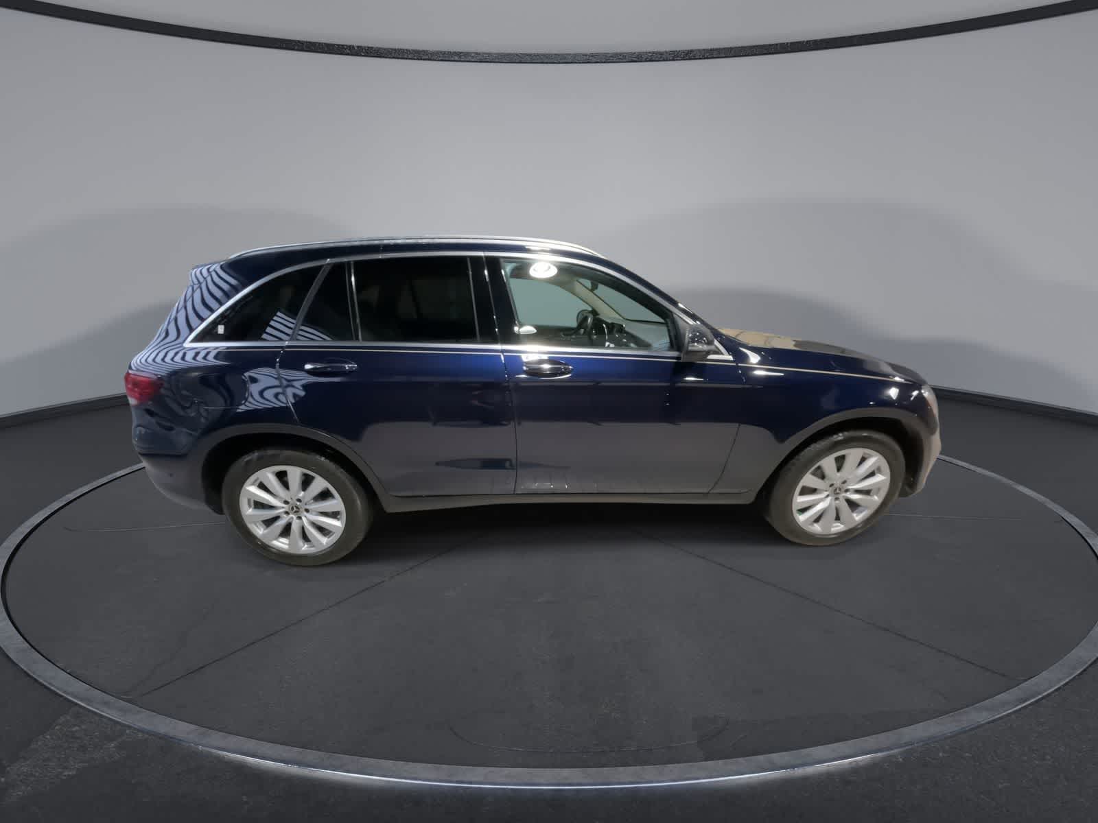 Thumbnail: 2021 Mercedes-Benz GLC - 13