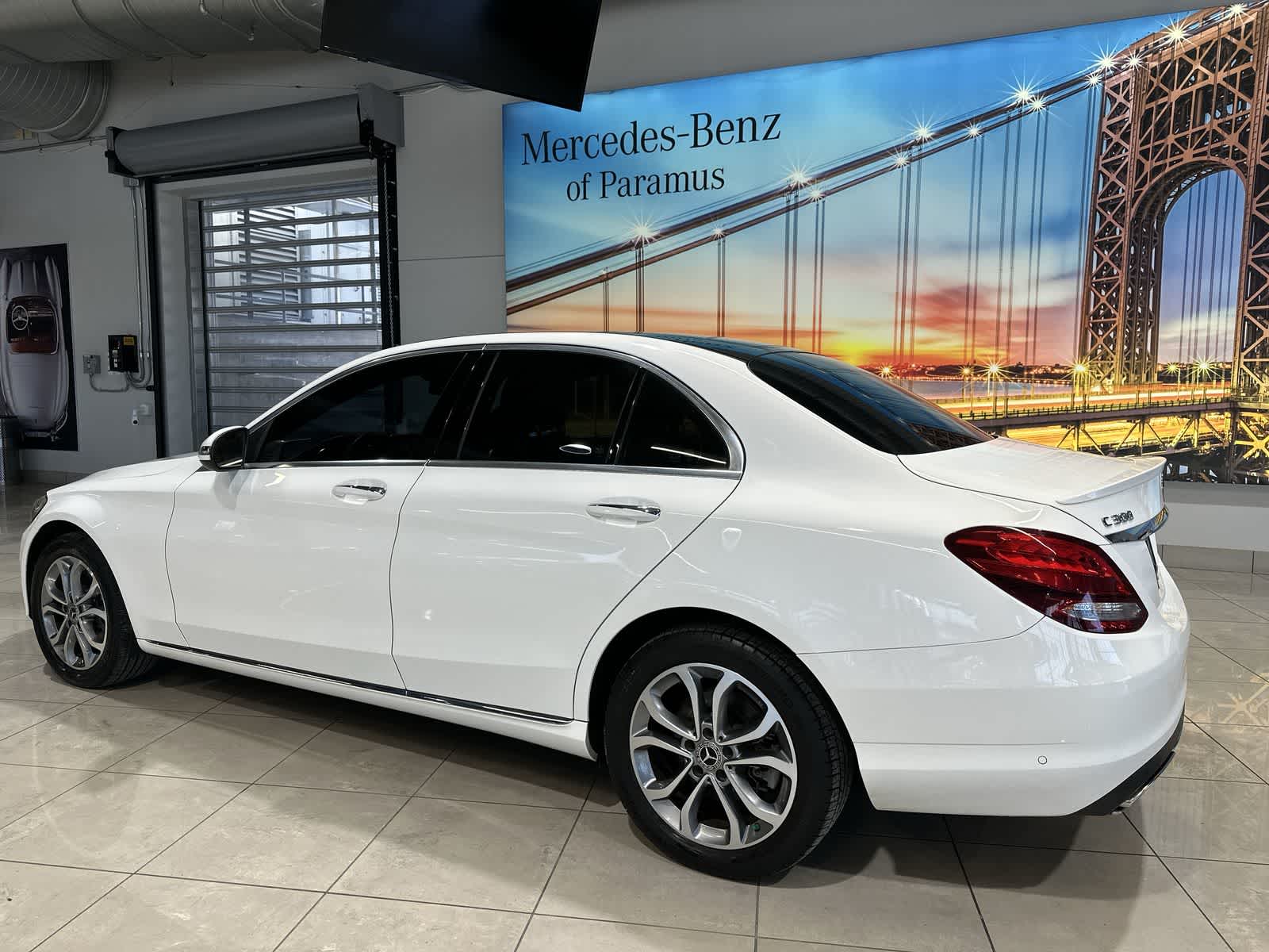 Thumbnail: 2018 Mercedes-Benz C-Class - 16