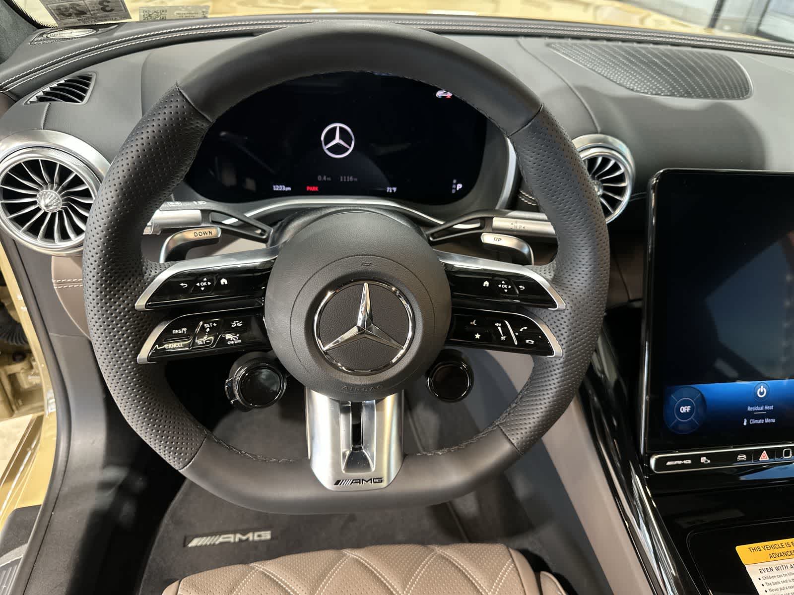 Thumbnail: 2025 Mercedes-Benz AMG GT - 27