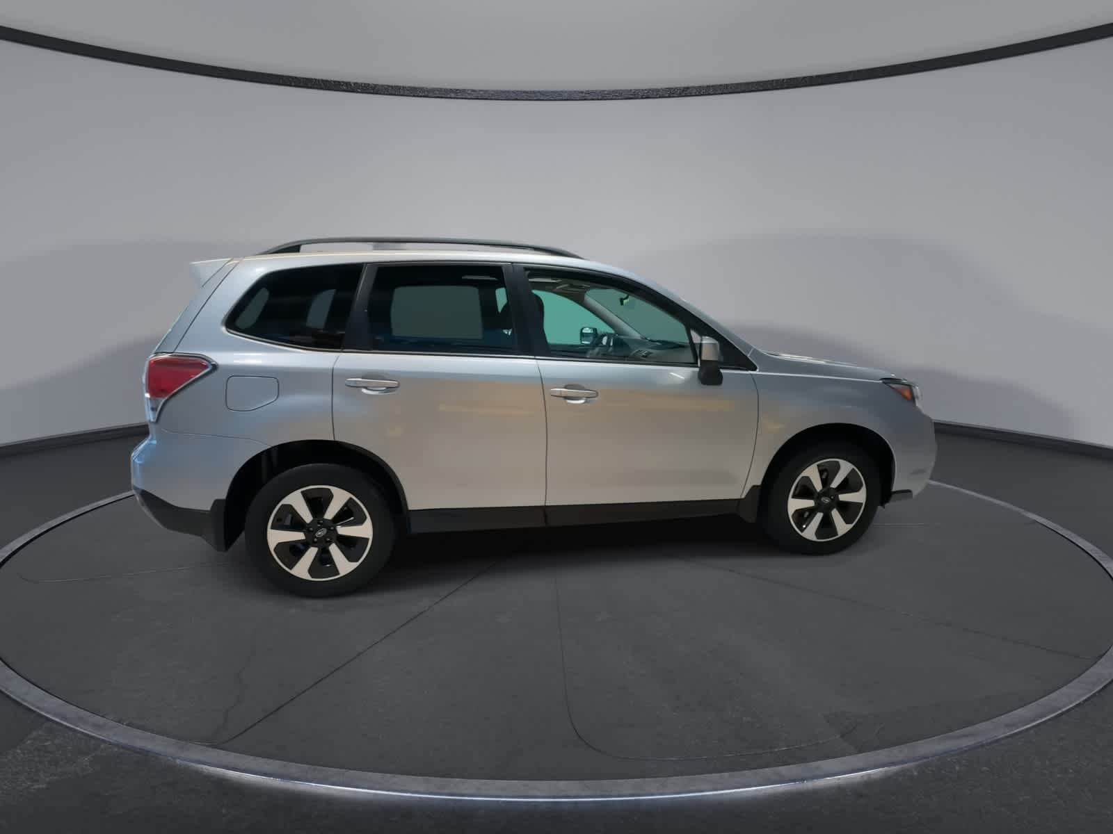 Thumbnail: 2018 Subaru Forester - 12