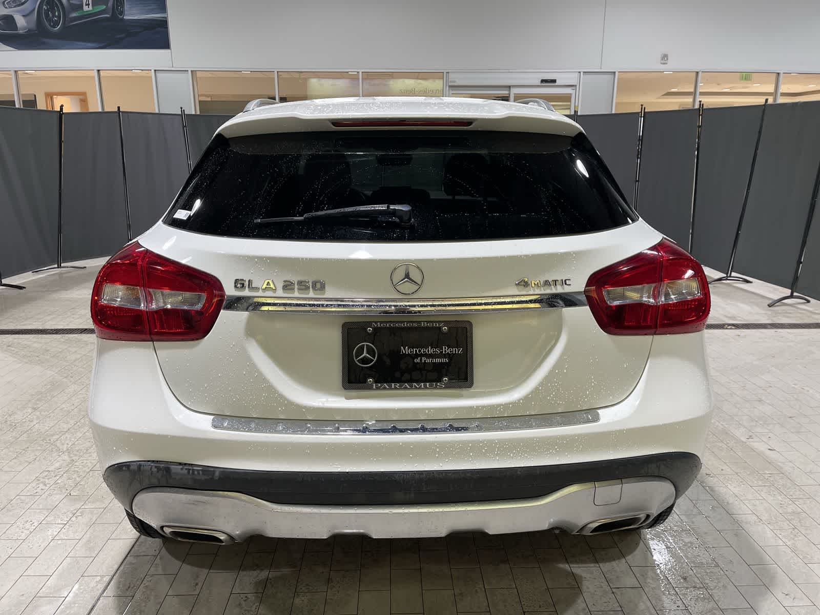 Thumbnail: 2018 Mercedes-Benz GLA - 17