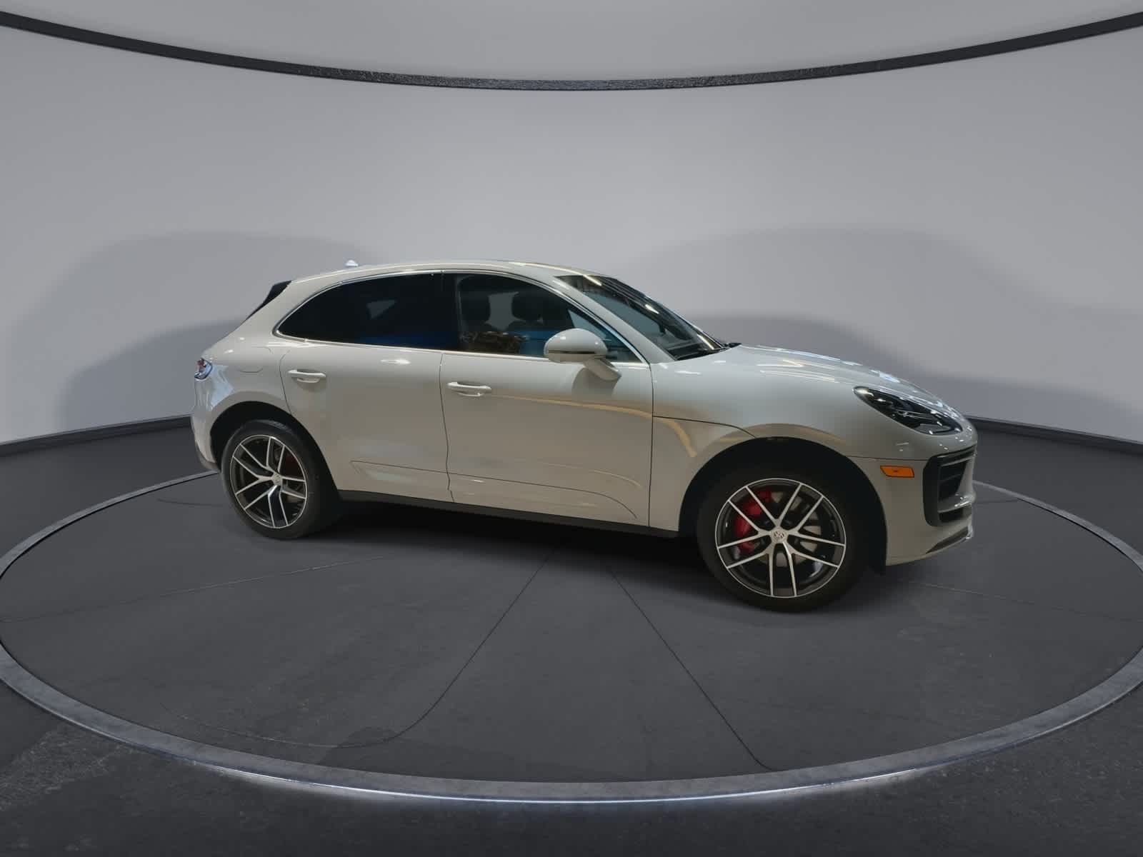 Thumbnail: 2025 Porsche Macan - 13