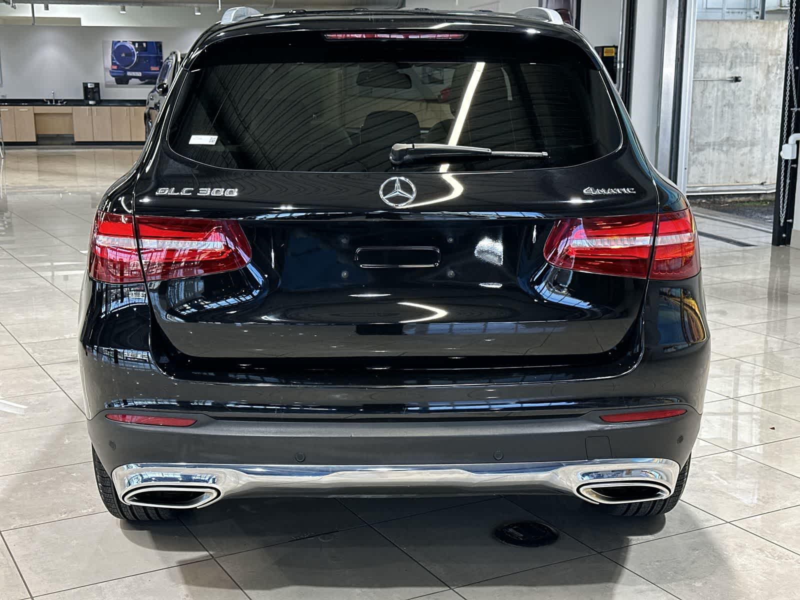 Thumbnail: 2017 Mercedes-Benz GLC - 17