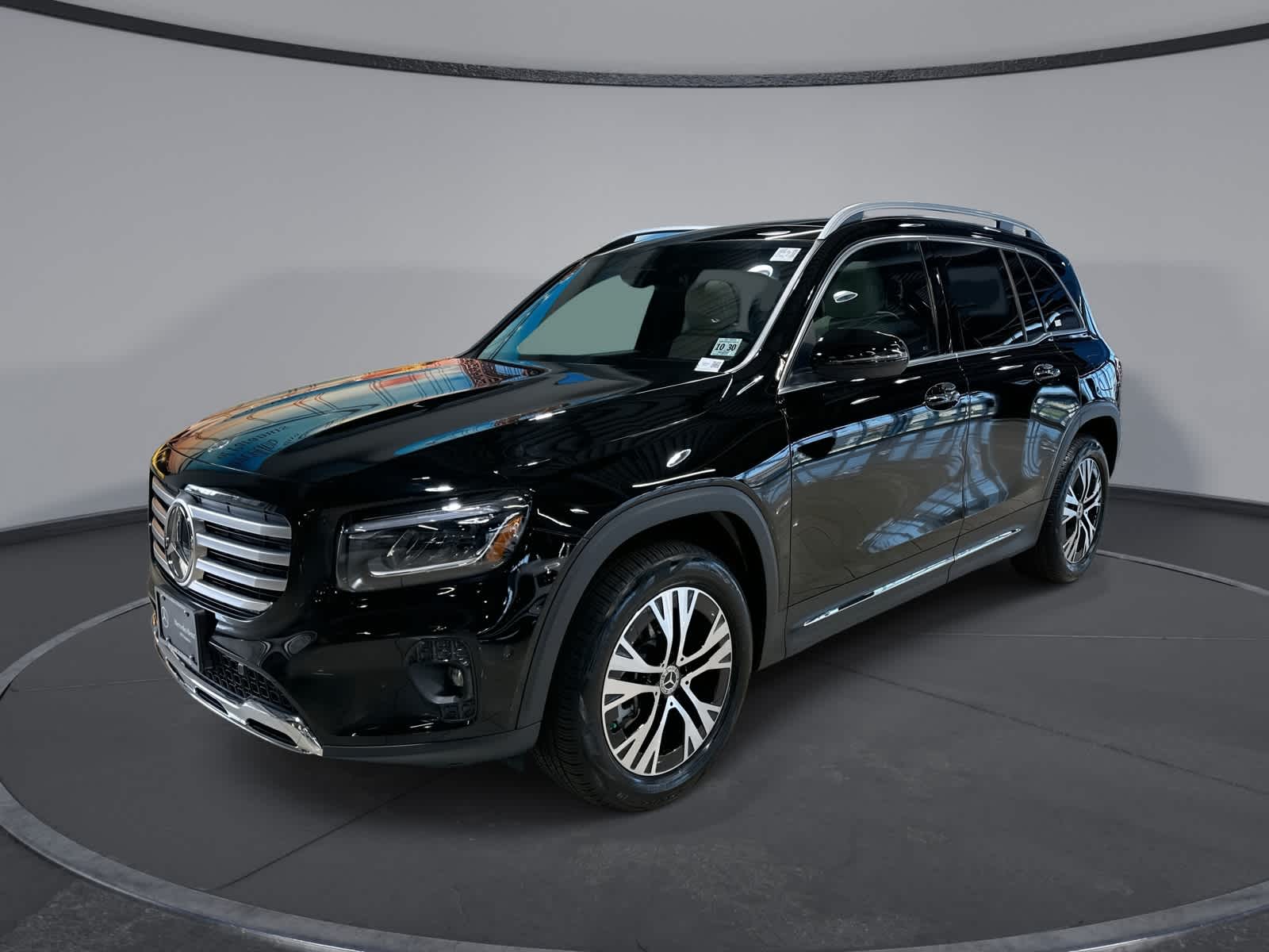 Thumbnail: 2026 Mercedes-Benz GLB - 1