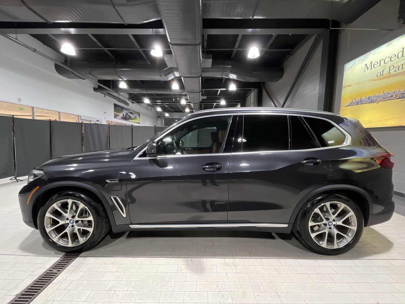 Thumbnail: 2022 BMW X5 - 15