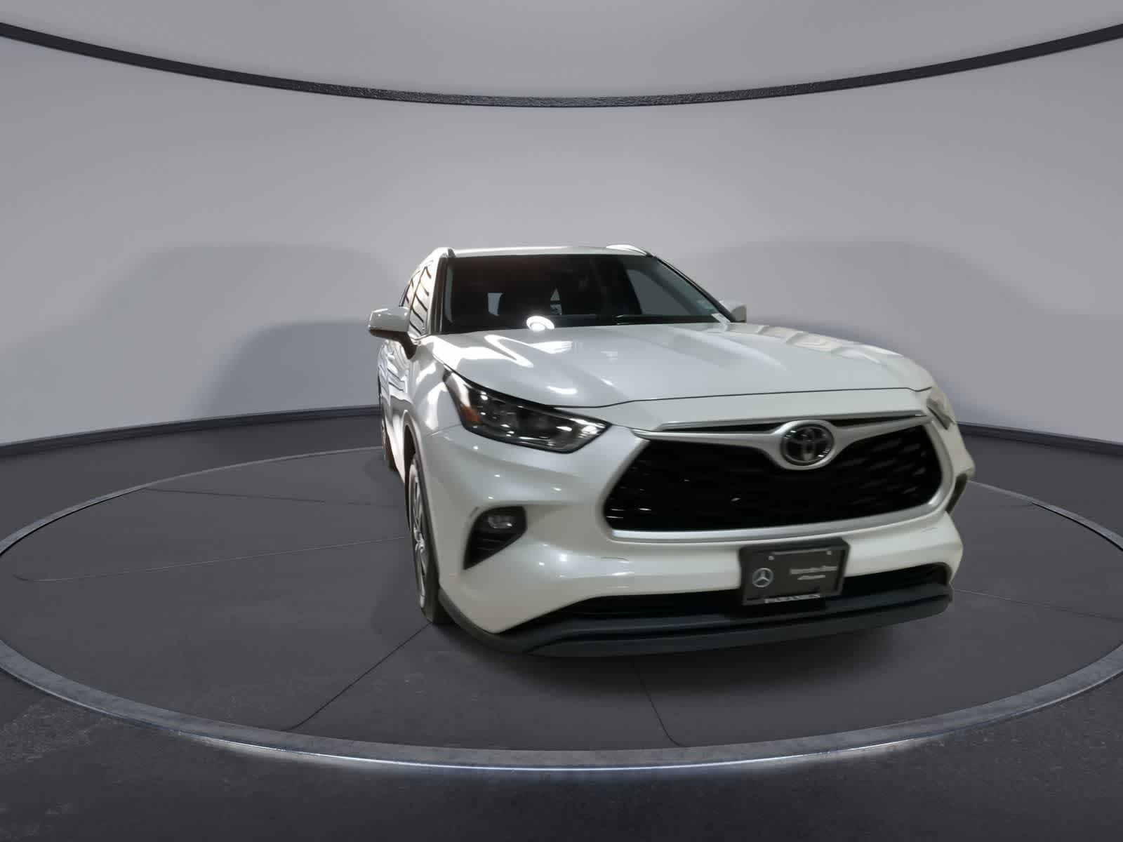2020 Toyota Highlander XLE 3
