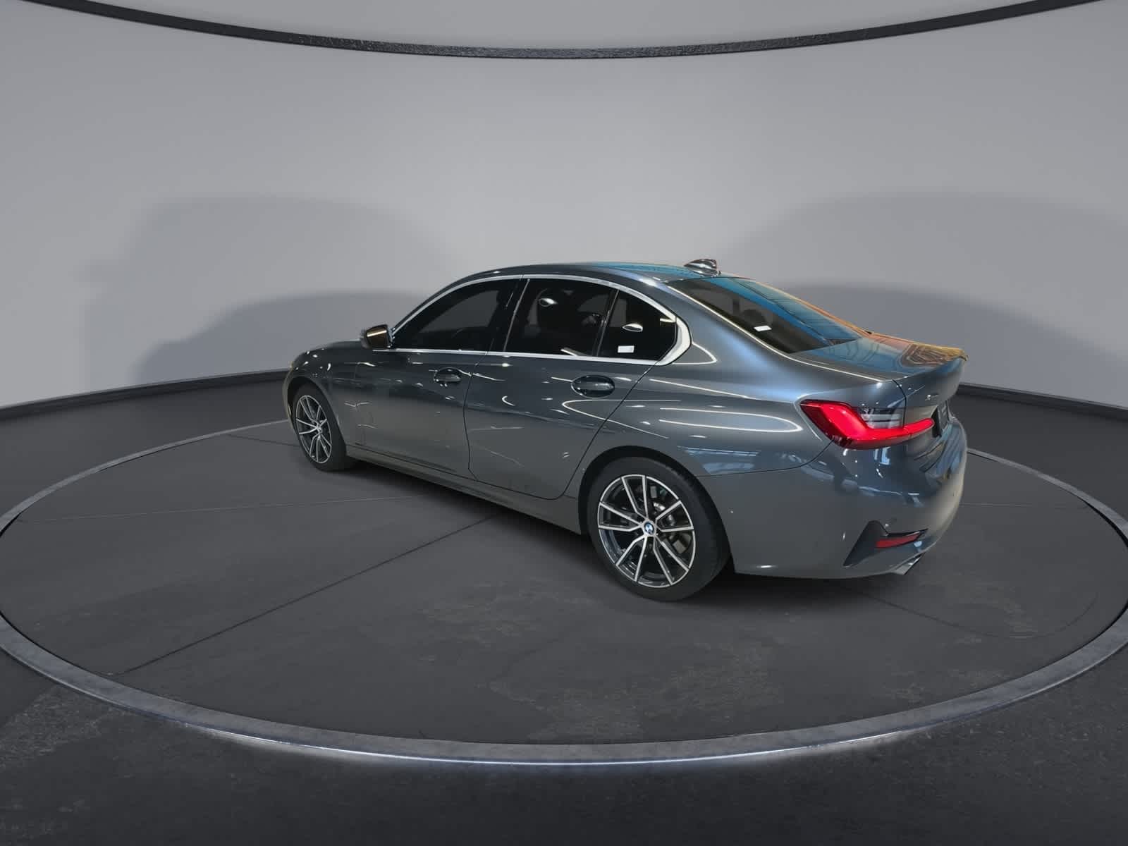 Thumbnail: 2019 BMW 3 Series - 8