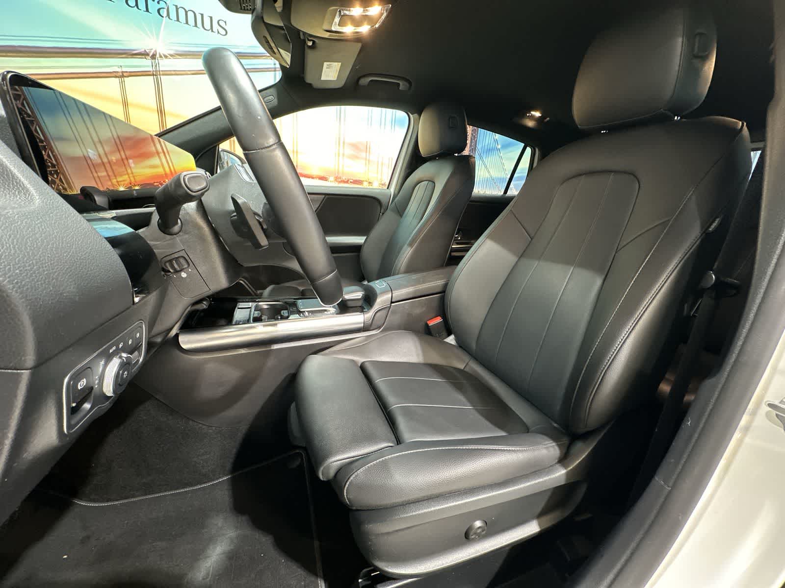 Thumbnail: 2023 Mercedes-Benz GLA - 23