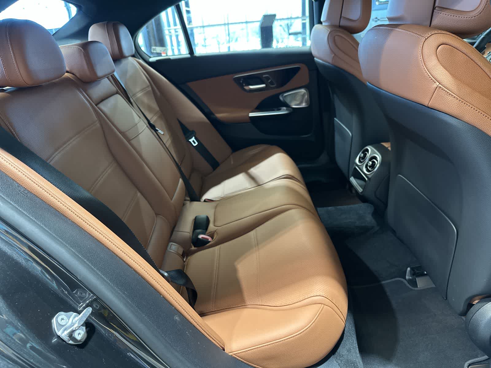 Thumbnail: 2023 Mercedes-Benz C-Class - 25