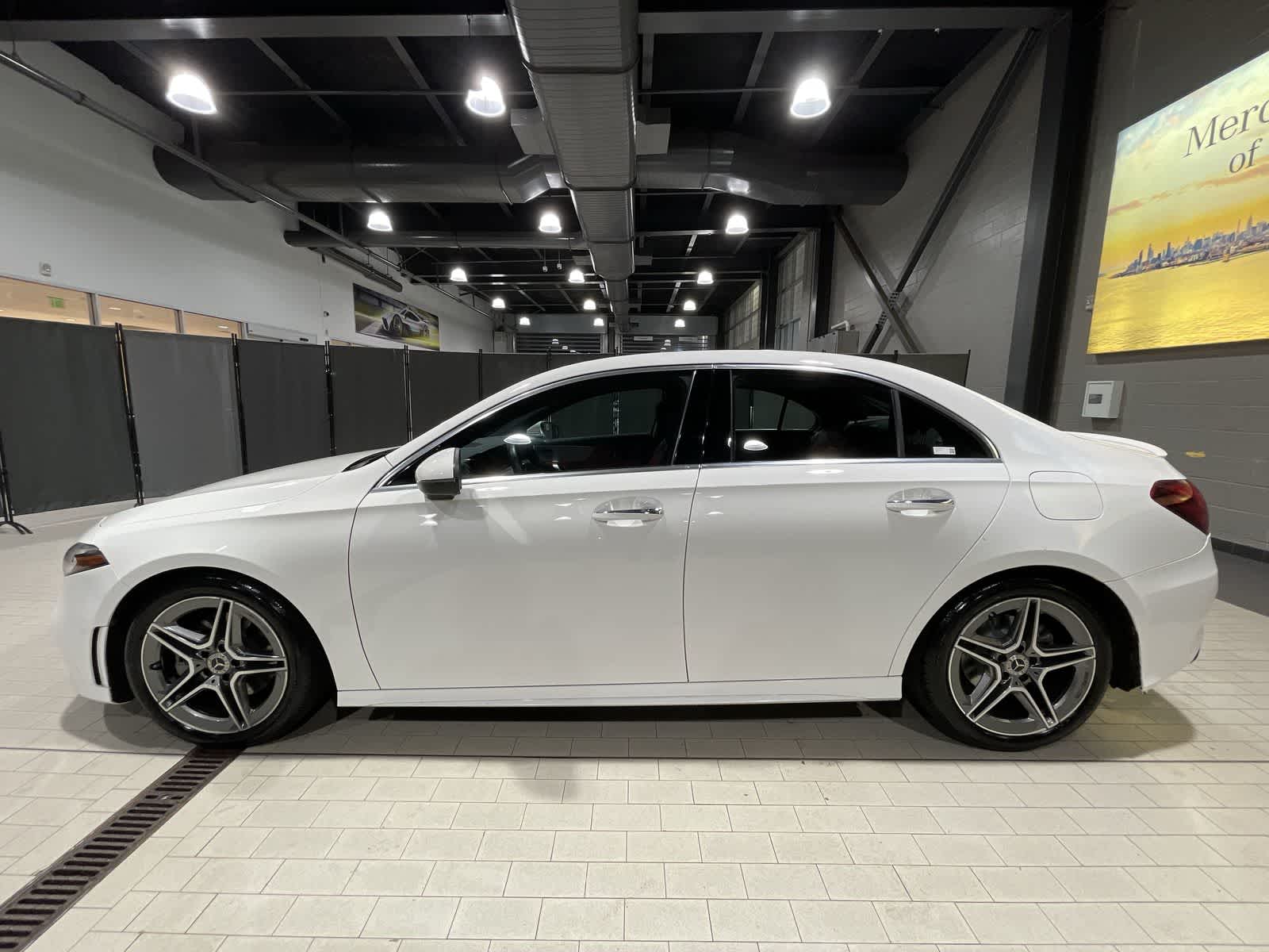 Thumbnail: 2022 Mercedes-Benz A-Class - 15