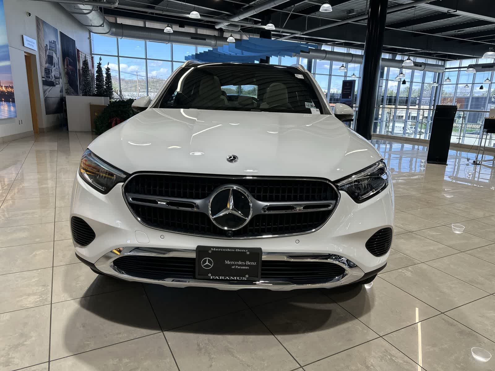 Thumbnail: 2026 Mercedes-Benz GLC - 18