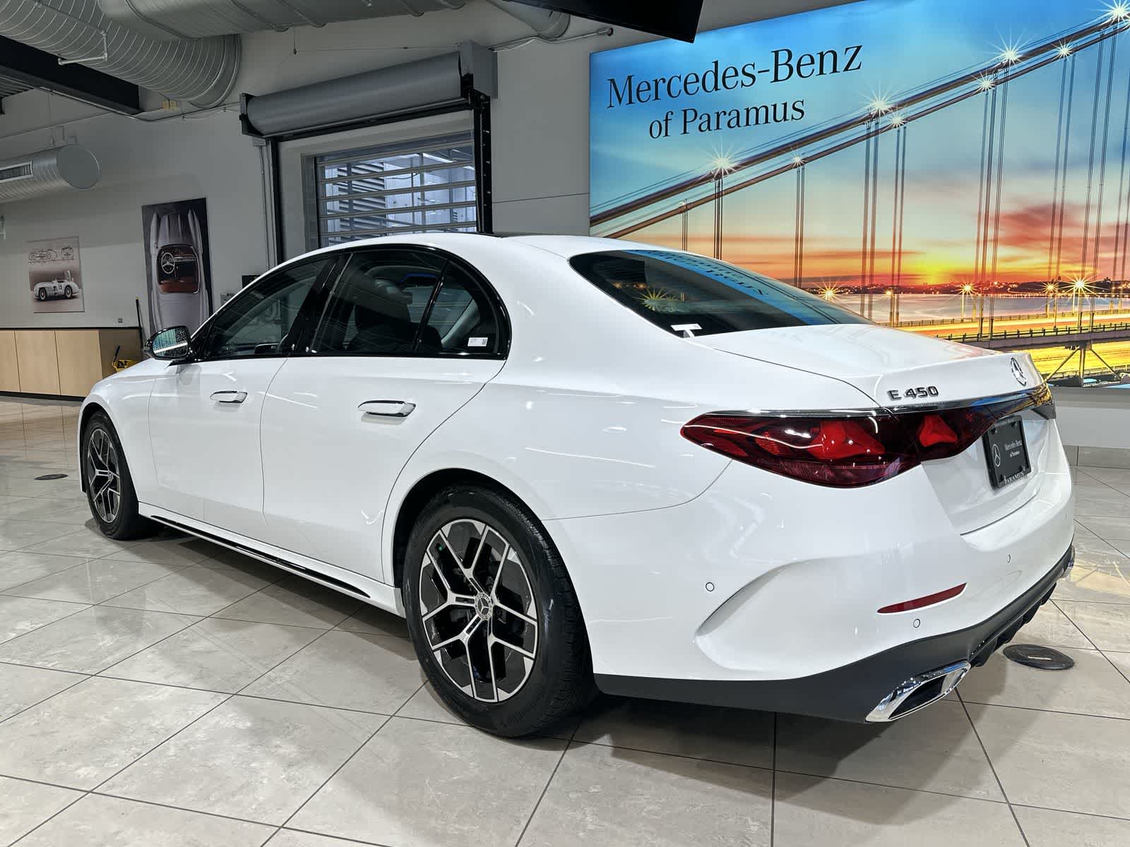 Thumbnail: 2025 Mercedes-Benz E-Class - 16