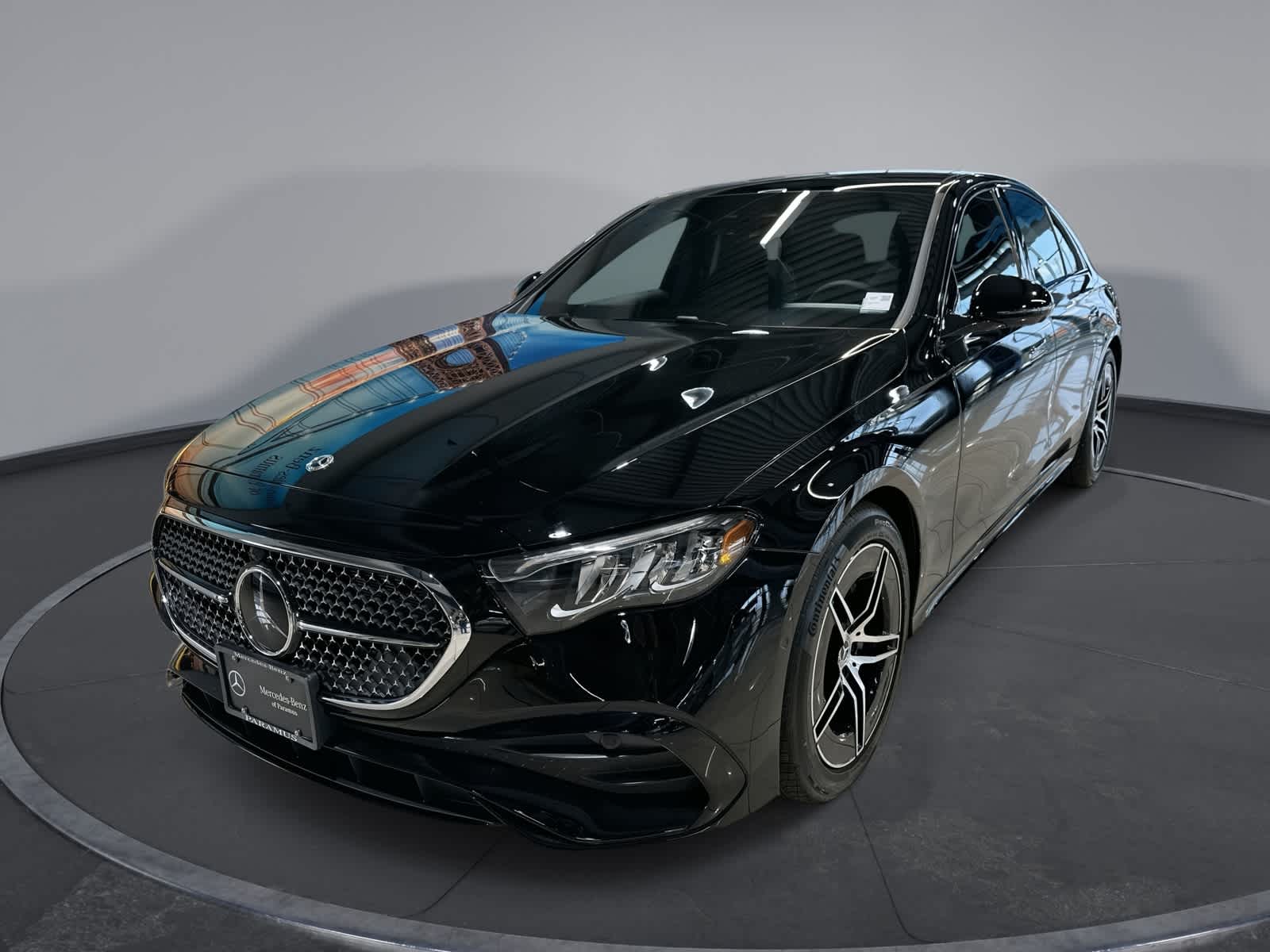 Thumbnail: 2025 Mercedes-Benz E-Class - 1