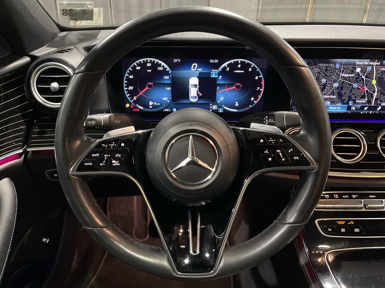 Thumbnail: 2023 Mercedes-Benz E-Class - 27