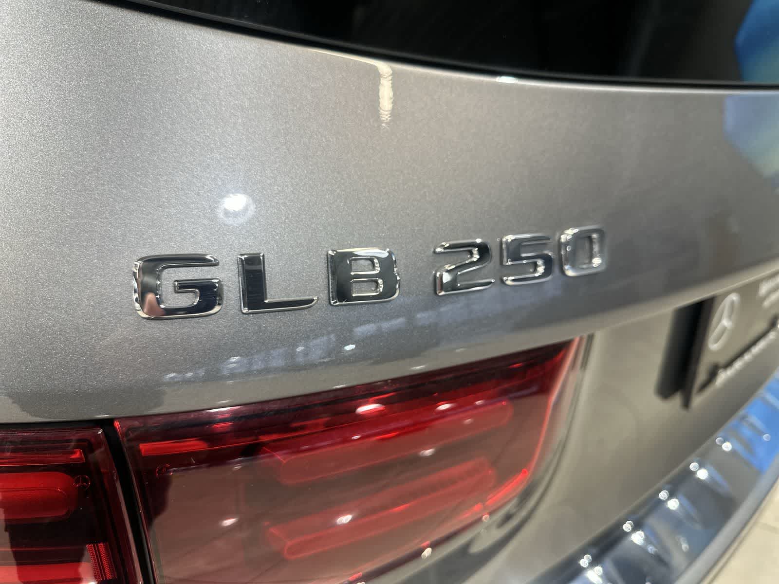 Thumbnail: 2026 Mercedes-Benz GLB - 19