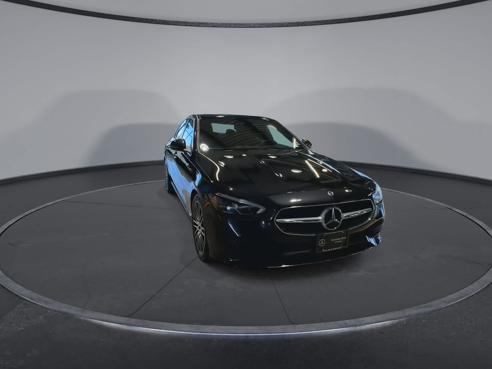 Thumbnail: 2023 Mercedes-Benz C-Class - 3