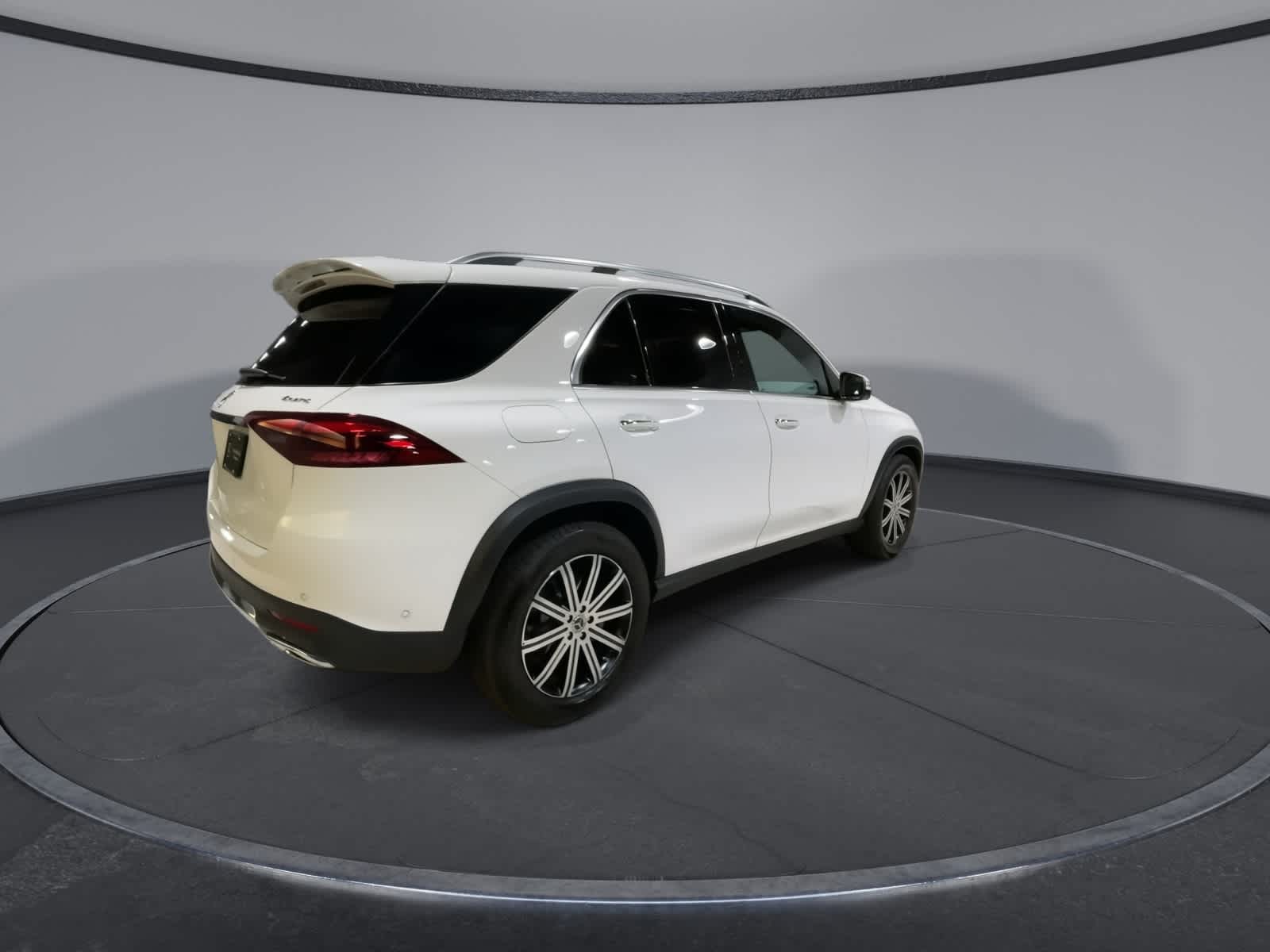 Thumbnail: 2025 Mercedes-Benz GLE - 10