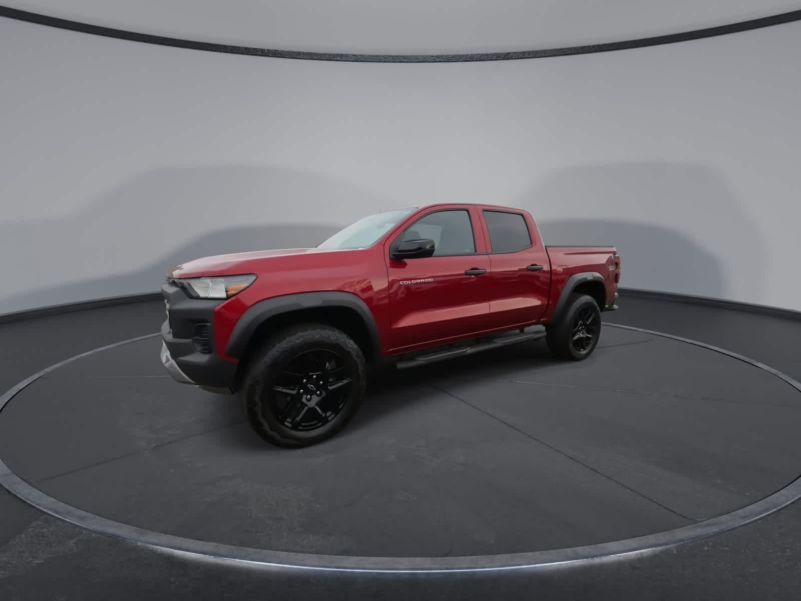 Thumbnail: 2023 Chevrolet Colorado - 6