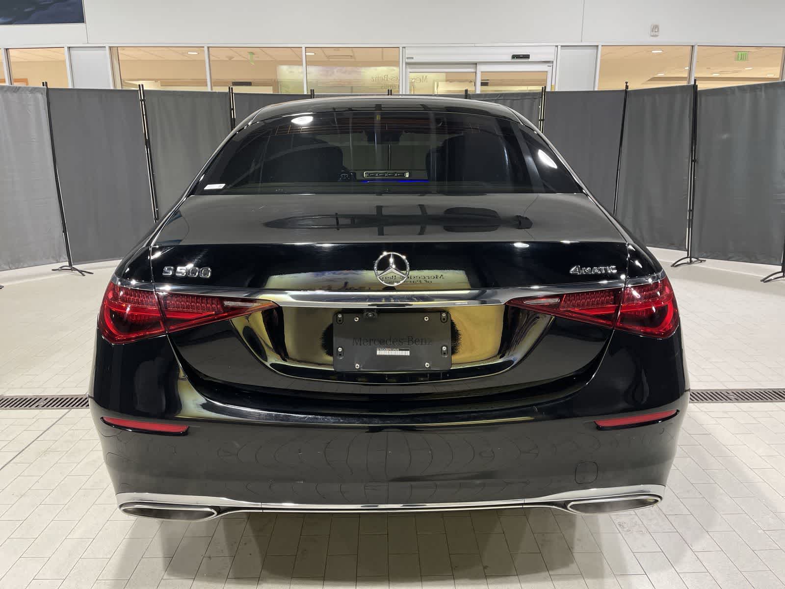 Thumbnail: 2023 Mercedes-Benz S-Class - 17