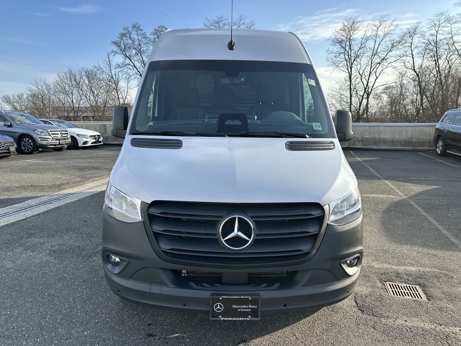 Thumbnail: 2025 Mercedes-Benz Sprinter - 18