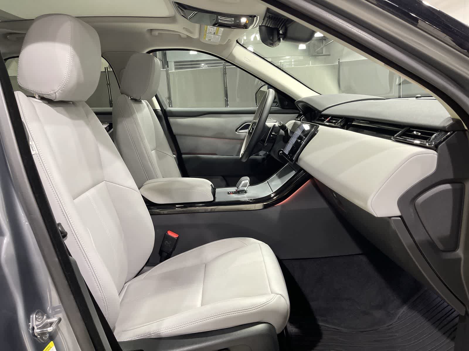 Thumbnail: 2025 Land Rover Range Rover Velar - 26