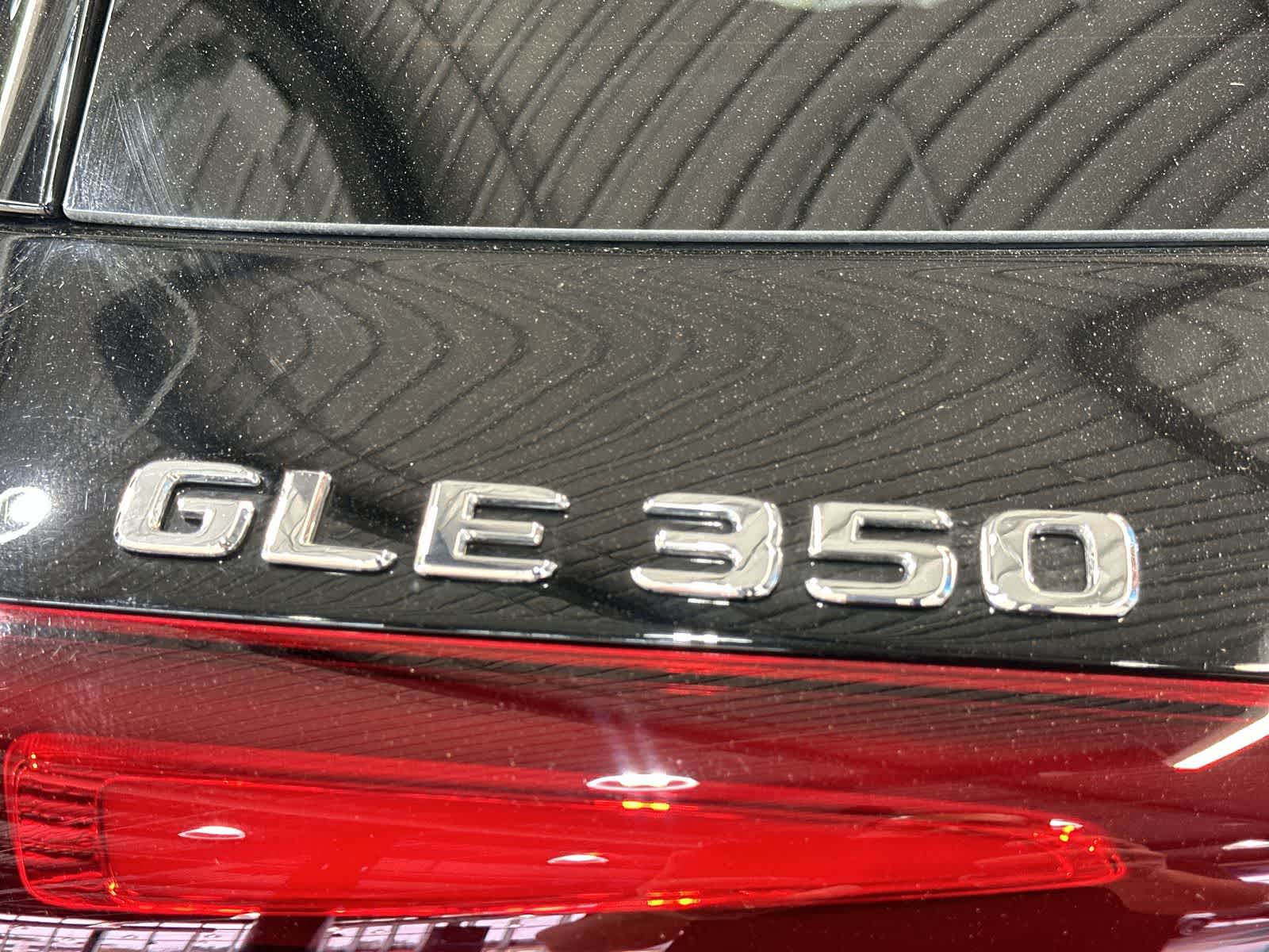 Thumbnail: 2026 Mercedes-Benz GLE - 19