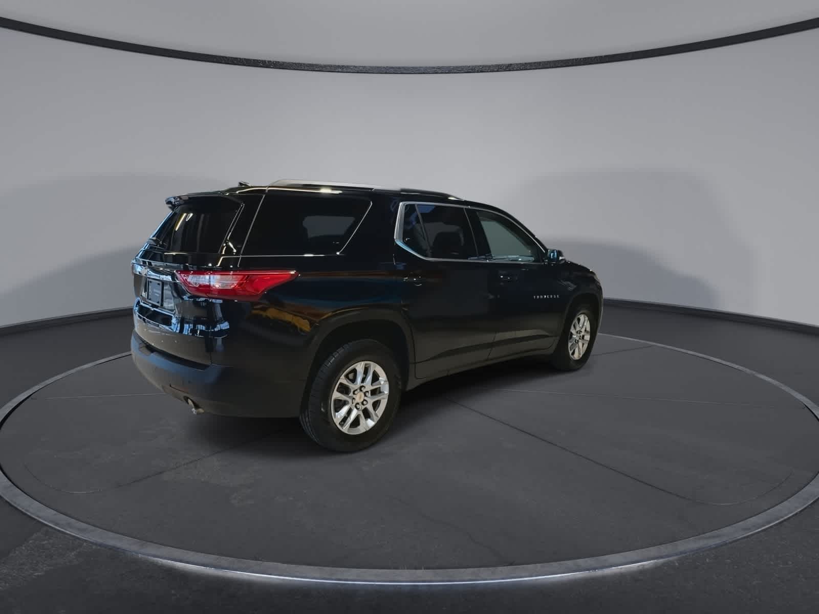 Thumbnail: 2019 Chevrolet Traverse - 11