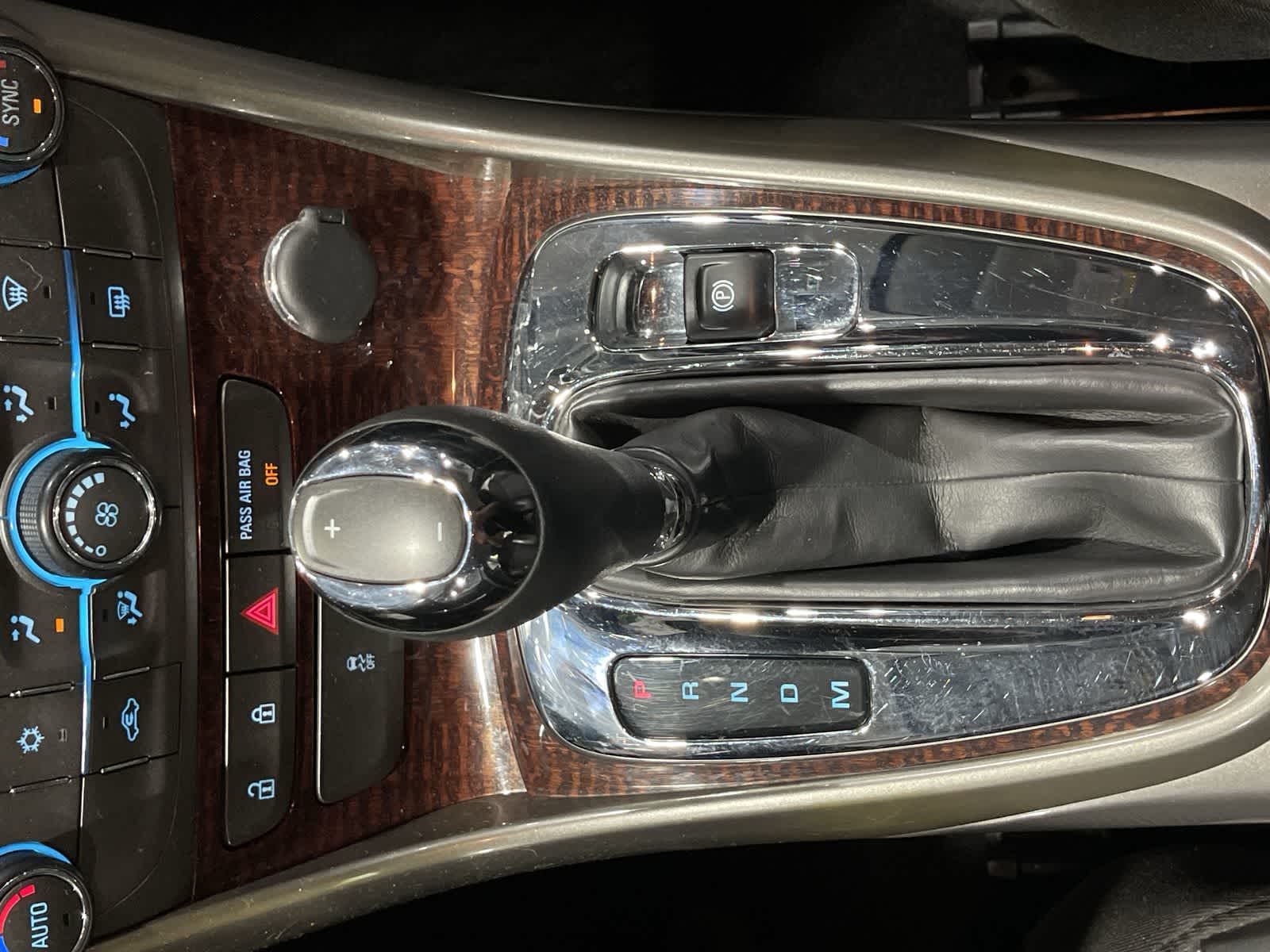 Thumbnail: 2013 Chevrolet Malibu - 29