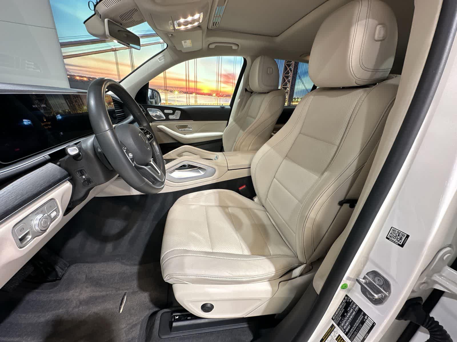 Thumbnail: 2020 Mercedes-Benz GLE - 23