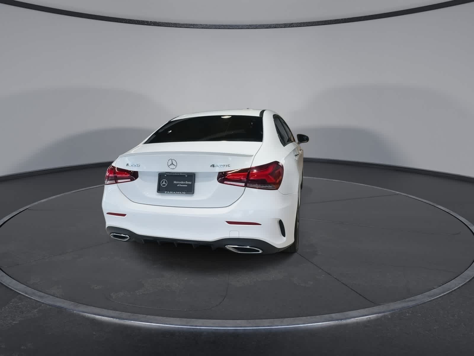 Thumbnail: 2021 Mercedes-Benz A-Class - 10