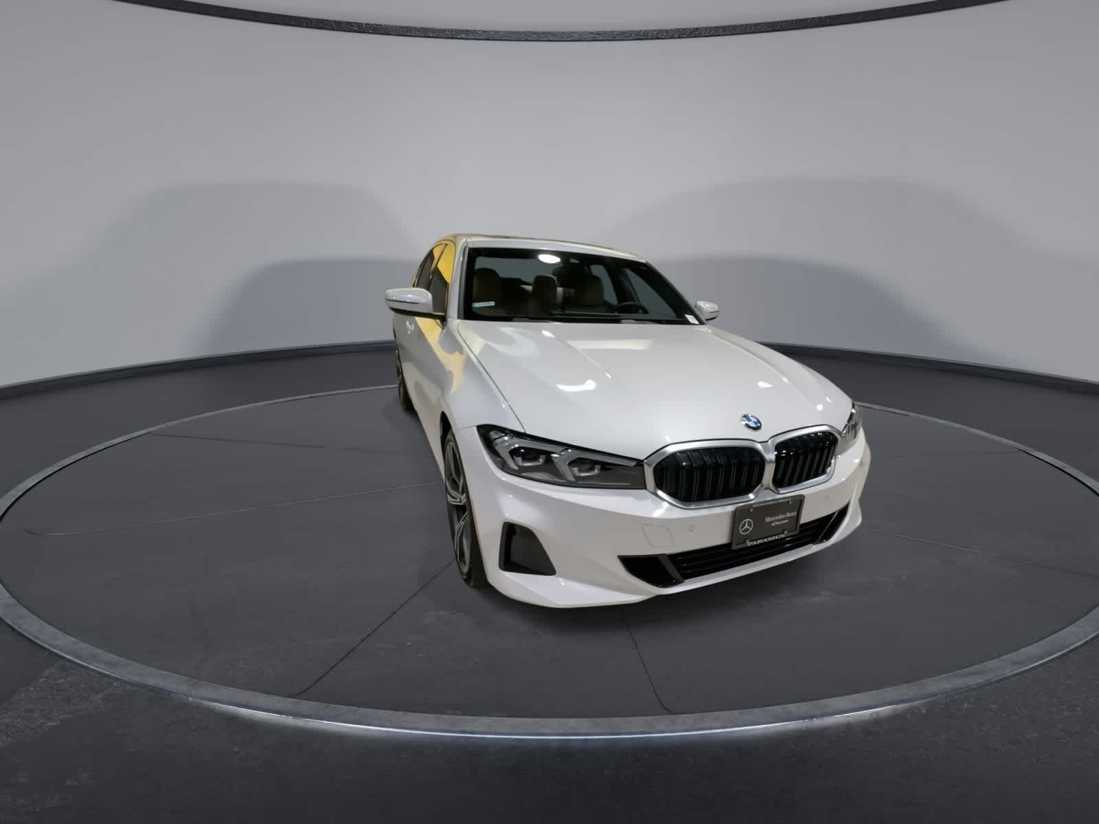 Thumbnail: 2024 BMW 3 Series - 3