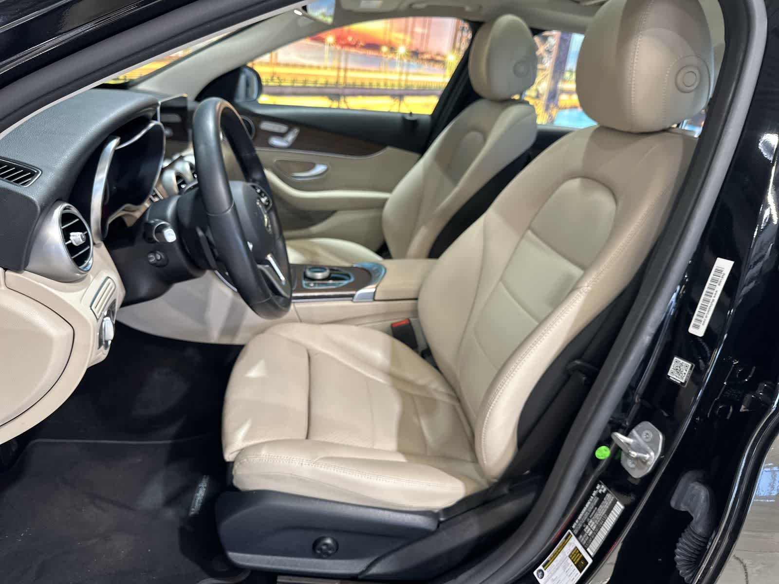 Thumbnail: 2019 Mercedes-Benz C-Class - 23