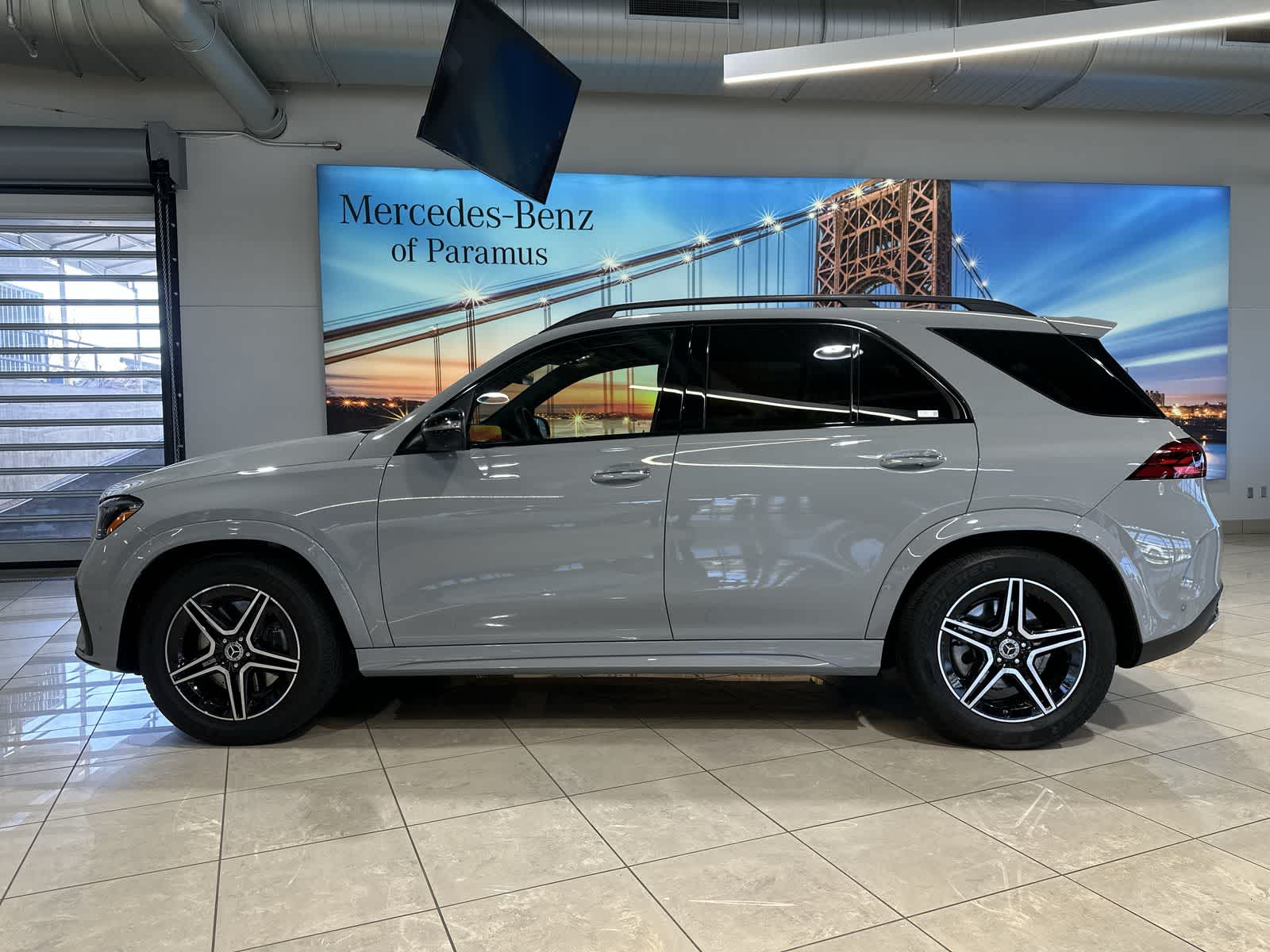 Thumbnail: 2025 Mercedes-Benz GLE - 15