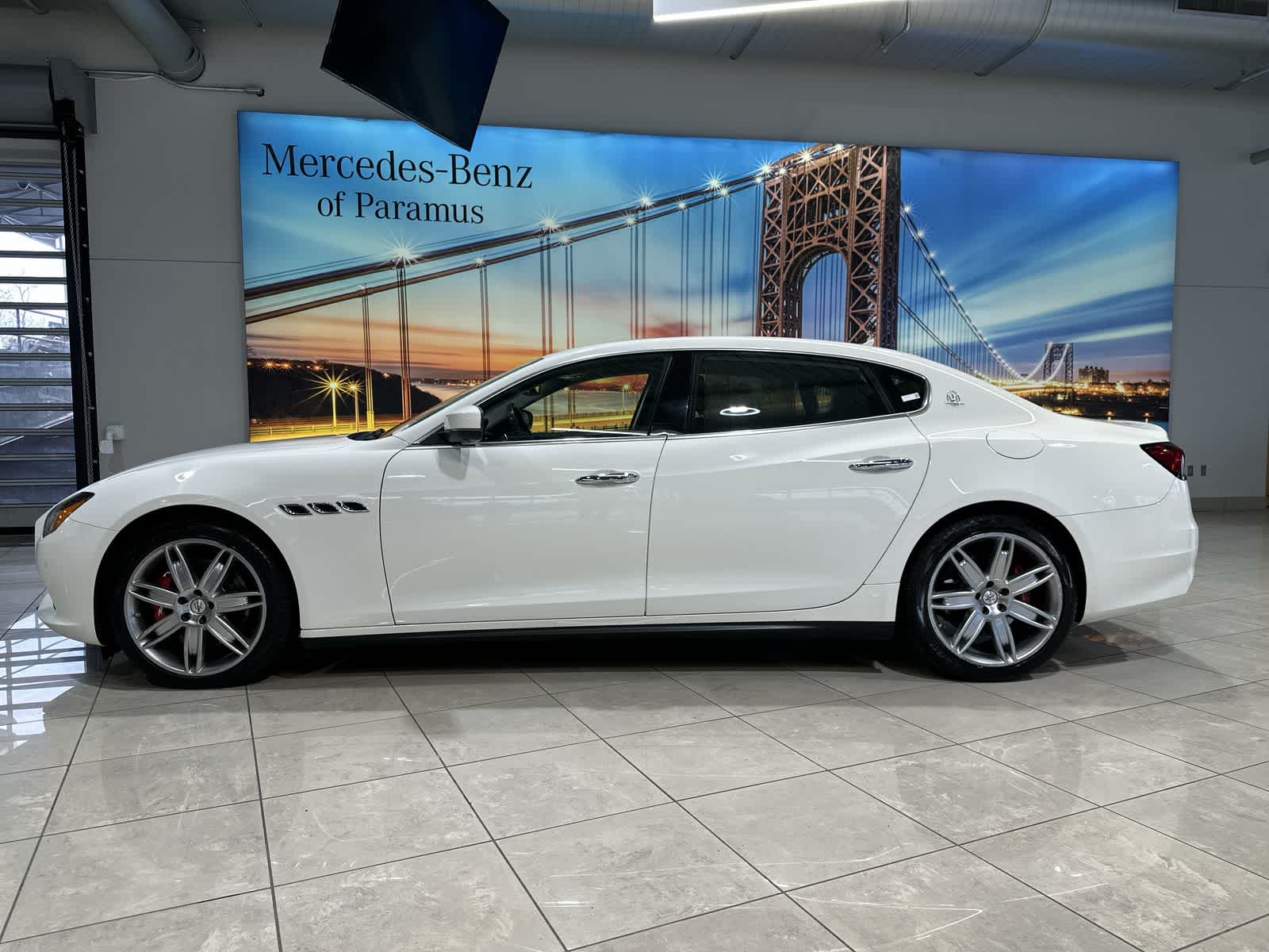 Thumbnail: 2021 Maserati Quattroporte - 15