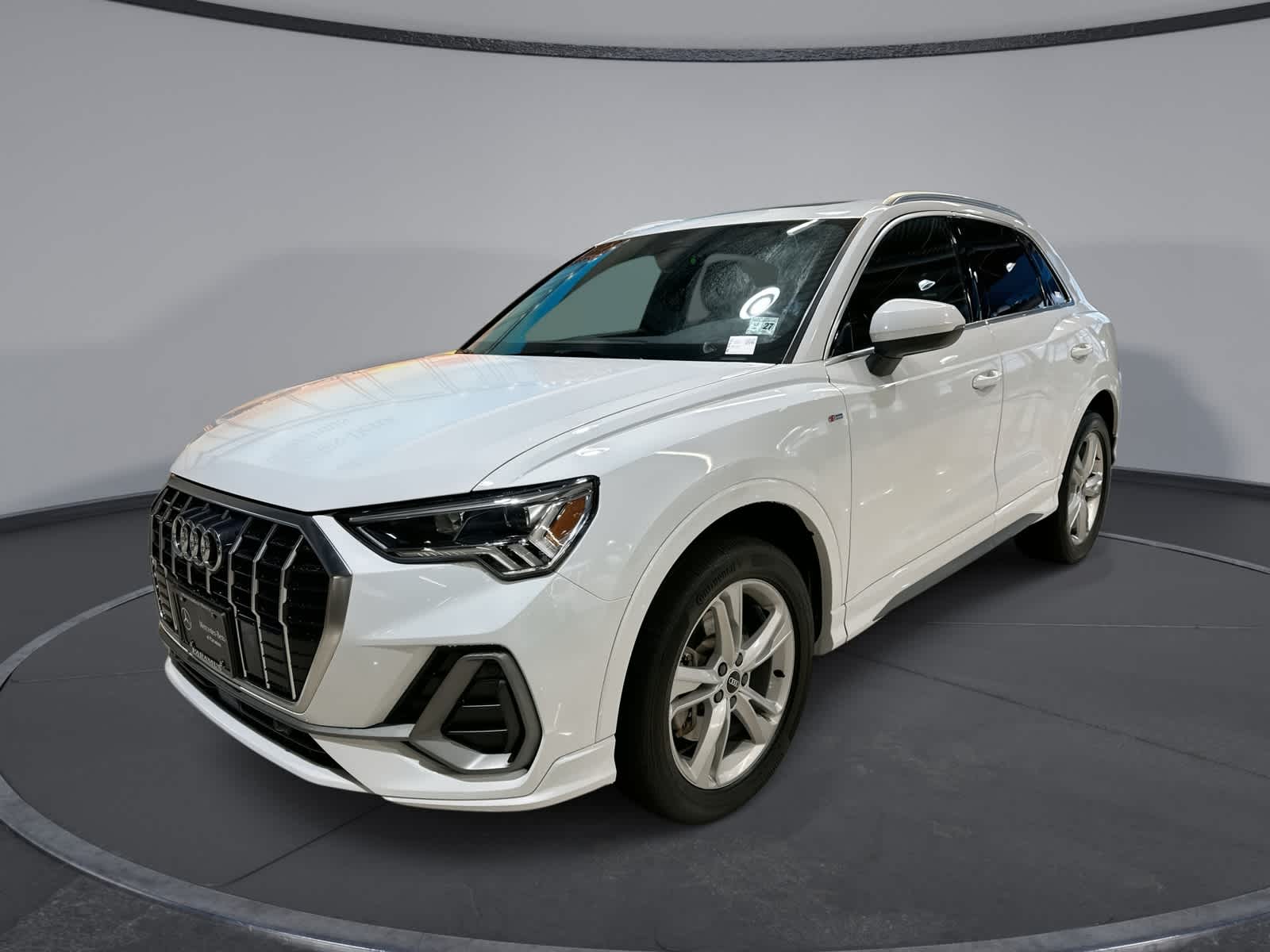 Thumbnail: 2022 Audi Q3 - 1