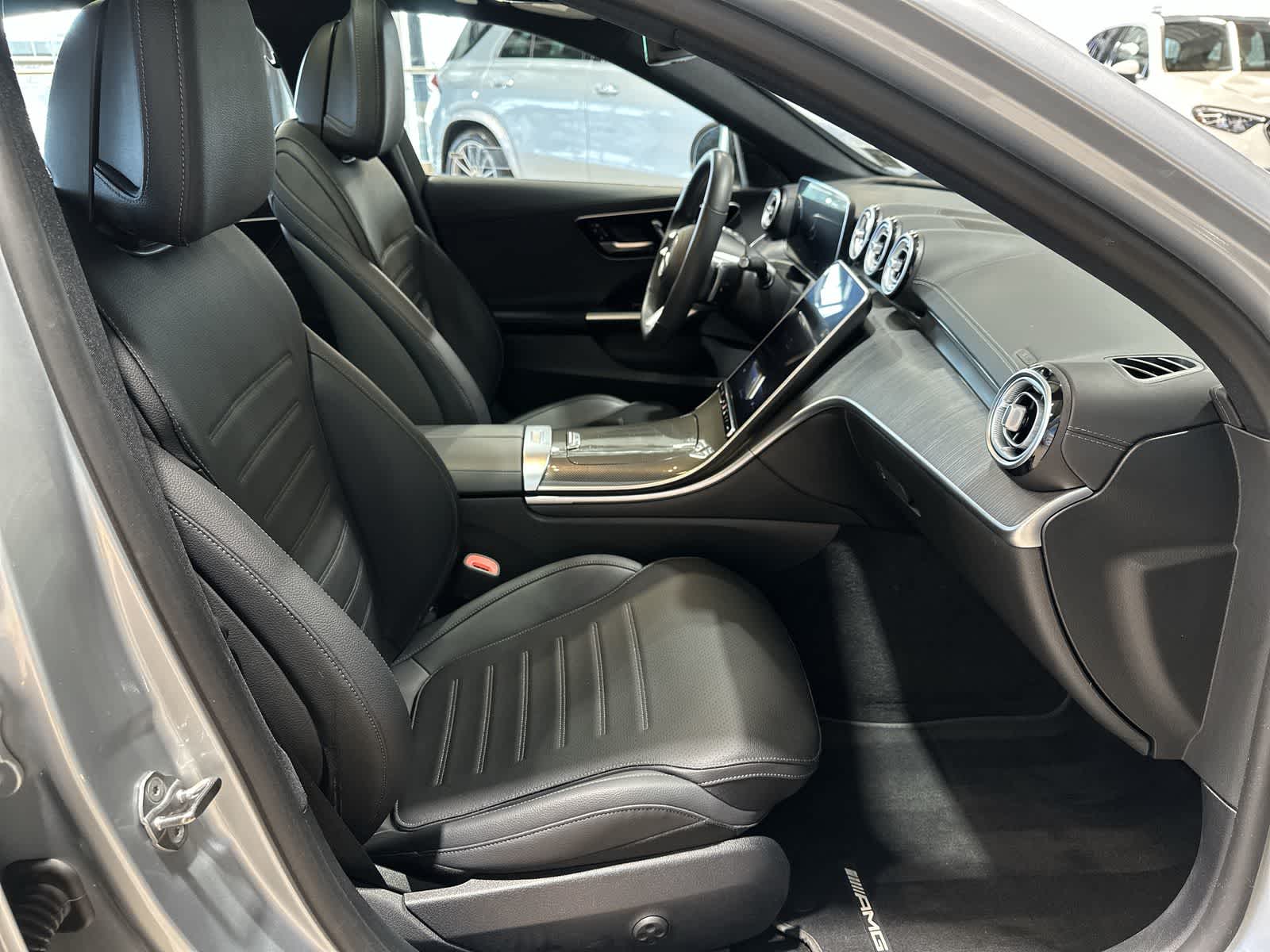 Thumbnail: 2022 Mercedes-Benz C-Class - 26